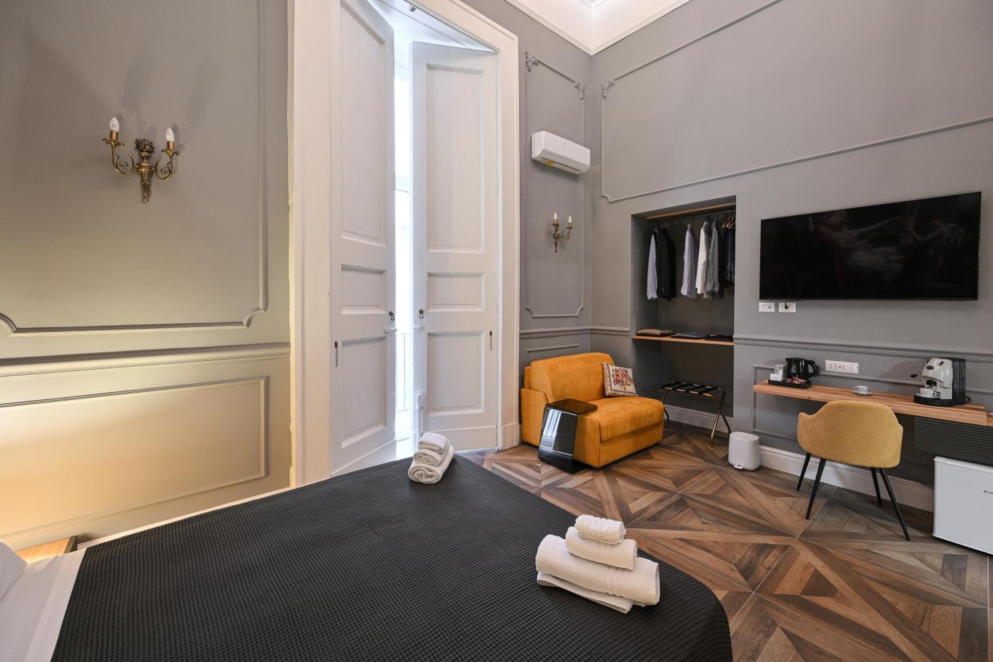 Toledo 424 Suite Napoli Ngoại thất bức ảnh