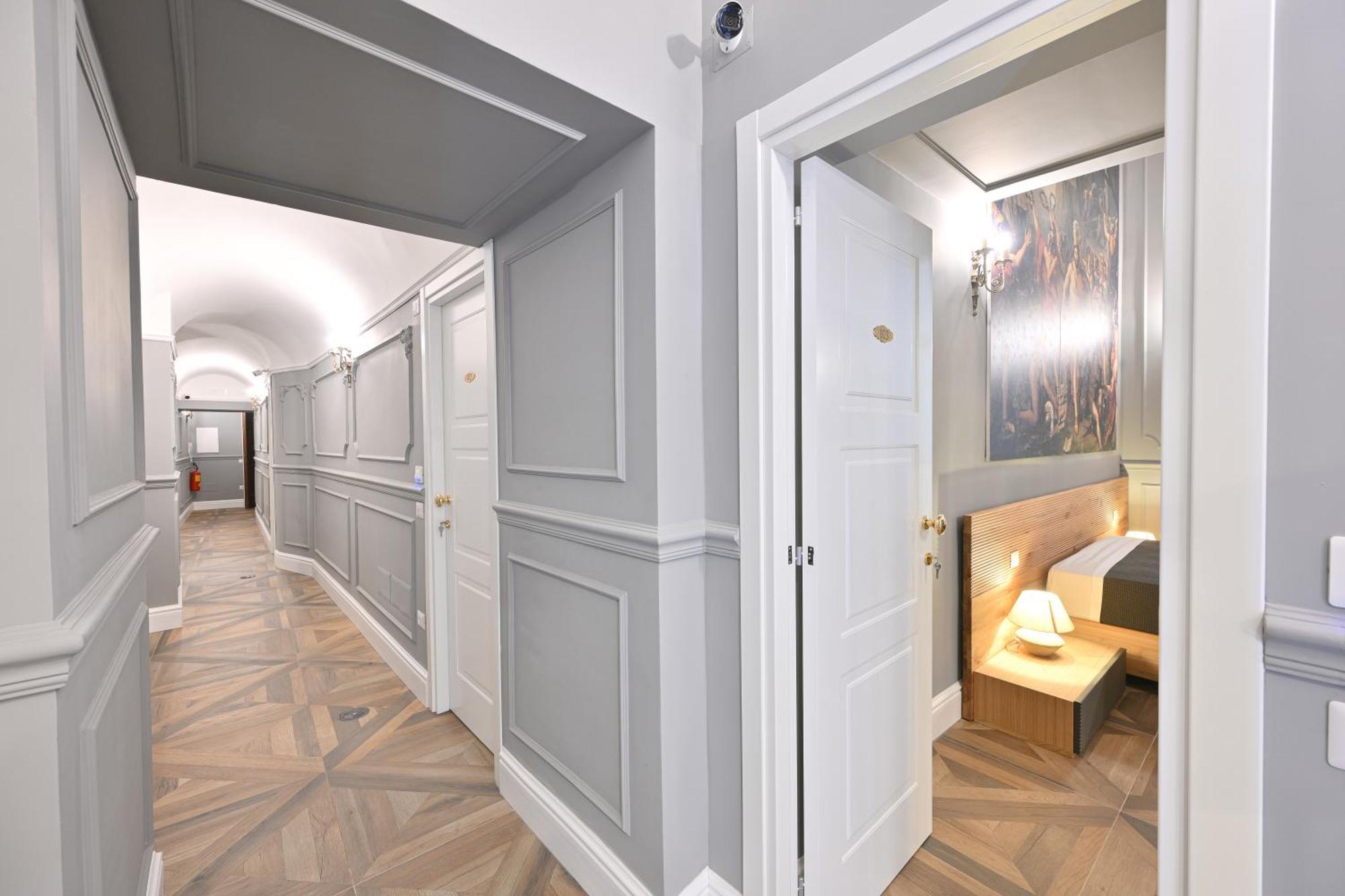 Toledo 424 Suite Napoli Ngoại thất bức ảnh
